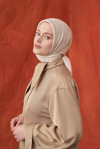 ARMANDA İTALYAN JAKAR GEOMETRİK DESEN EŞARP - AÇIK BEJ