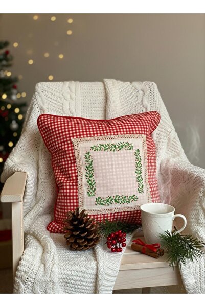 Ebruli Yılbaşı Christmas Temalı Pötikareli Dantel İşleme Kırlent Yastık Kılıfı