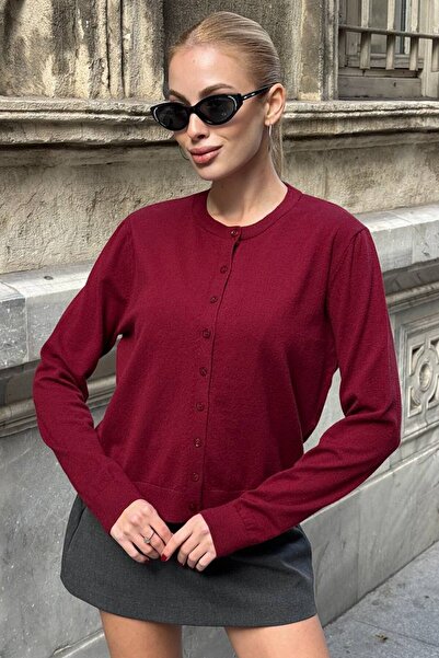 VAGGON Women's Burgundy Crew Neck Buttoned Knitwear Cardigan Vs01640