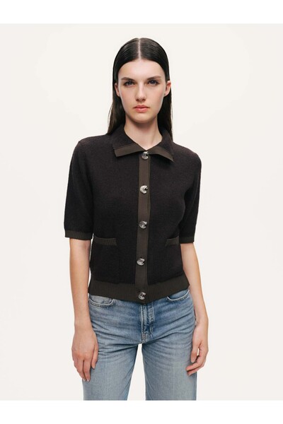 Nocturne Button Accent Piece Contrast Knitwear