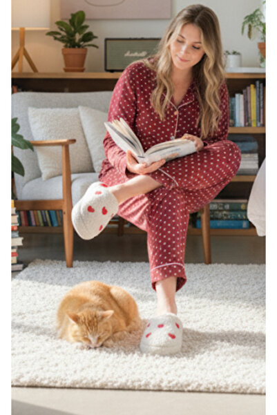 Hızlı Al Love Heart Pattern Embroidery Quiet Sole Winter Slippers. Plush Home Slippers