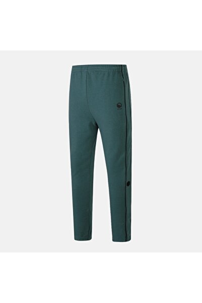 SKILLANO Skelano joggers with side pockets, comfortable fit, drawstring waist. 60% cotton, 40% polyester.