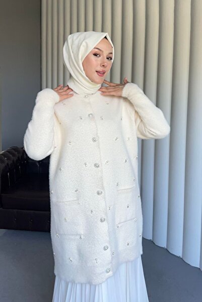 Thebomb Ahu Buttoned Cardigan with Pearls