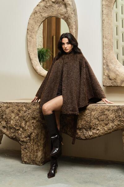 Serica Moda Brown Single Button Belted Faux Fur Oversized Poncho