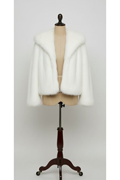 Karipkız Moda Women's White Premium Faux Fur Jacket