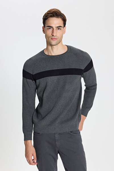 AC&Co / Altınyıldız Classics Anthracite-Black Standard Fit Regular Cut Crew Neck Patterned Knitwear Sweater