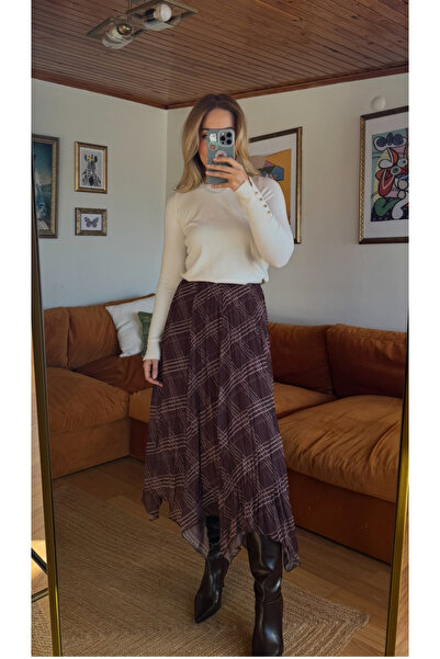 Butik KAHVE KARELİ PARÇALI GÖRÜNÜMLÜ ETEK