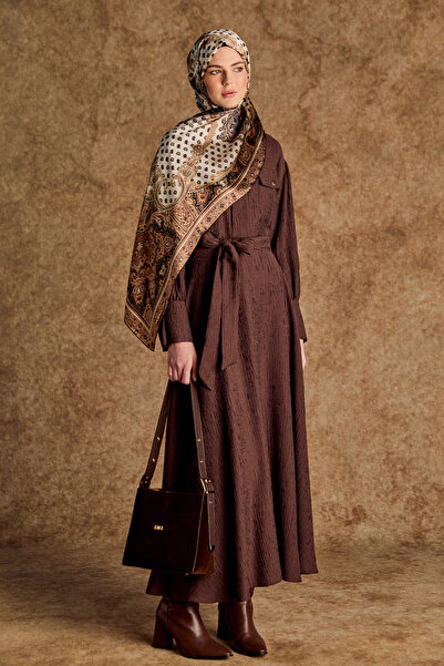 Setrms Jakarlı Yüksek Yakalı Elbise