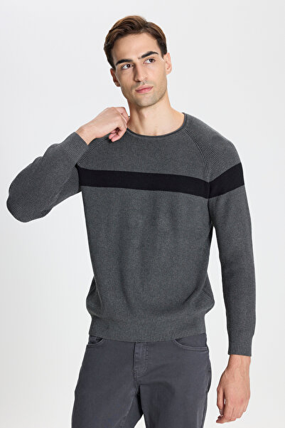 AC&Co / Altınyıldız Classics Anthracite-Black Standard Fit Regular Cut Crew Neck Patterned Knitwear Sweater