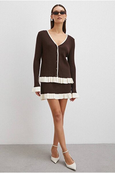 Flarsky Buttoned Yarn Detailed Knitwear Cardigan Skirt Set