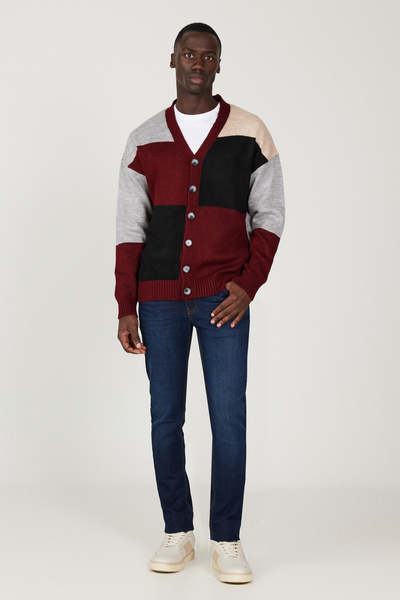 AC&Co / Altınyıldız Classics Burgundy-Gray Standard Fit Regular Cut V-Neck Fleece-Lined Soft Textured Knitwear Cardigan