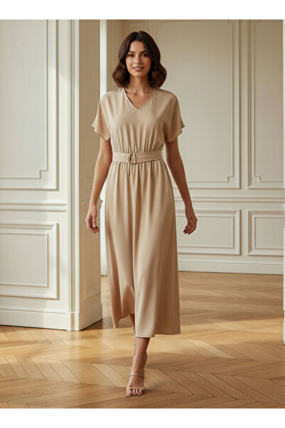 FAV فستان ميدي بحزام وأكمام قصيرة ورقبة على شكل حرف V