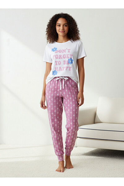 FAV طقم بيجامة بطبعة زهور، تي شيرت وشورت