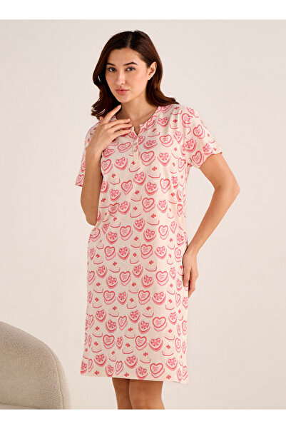 FAV قميص نوم بأكمام قصيرة مع طبعة قلب من القطن