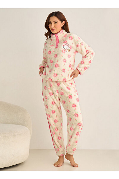 FAV طقم بيجامة مع بلوزة وبنطال بأزرار