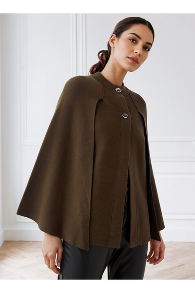 Iconic Relaxed Fit Cape Top