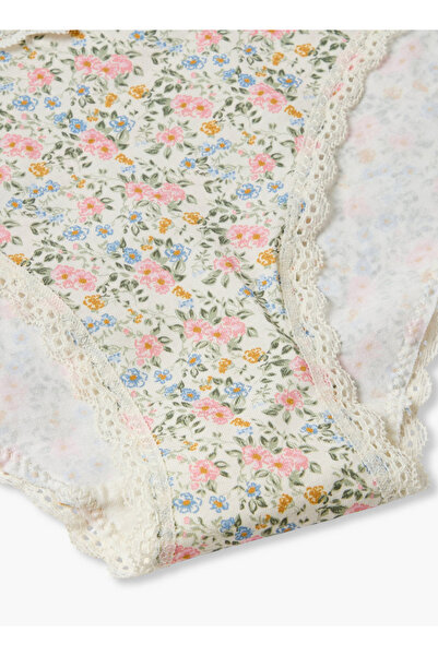 FAV Briefs with Lace Trim and Heart Print