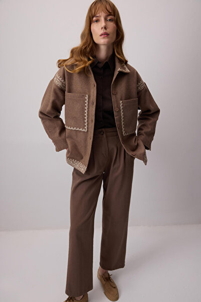 Touché Privé Embroidery Detailed Cup Jacket