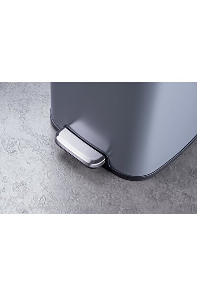 FACKELMANN LONDON trash can, matt grey, with pedal, for kitchen, office or bathroom, 6 L