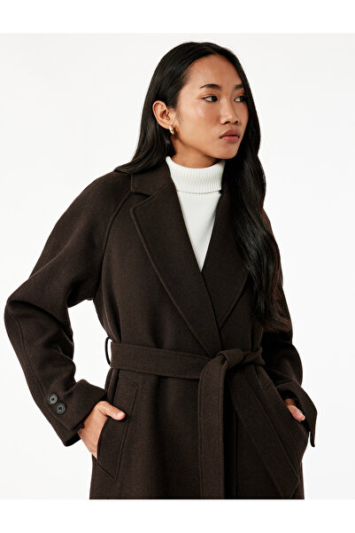 Koton Palton lung din catifea cu două rânduri de nasturi cu mâneci lungi și buzunare cu curea