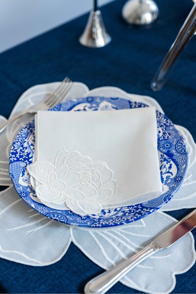 Matis Home Line Peony White Napkin Set of 2