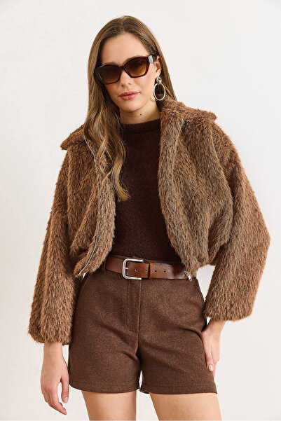 Olalook Women's Camel Lined Zippered Pocket Faux Fur Coat Kbn-19000025