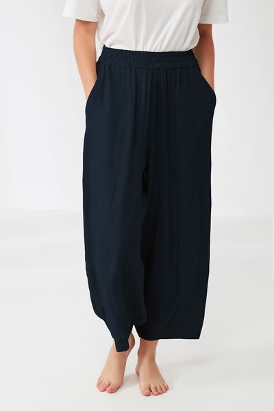 Penyemood Pants with Soft Texture