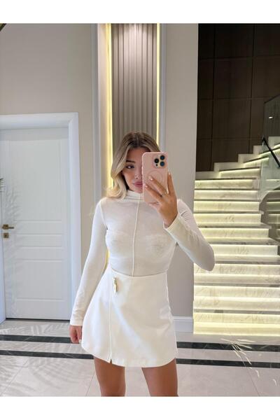 CKBUTİK Orjinal Marka Broş Detaylı Şort Etek- Beyaz