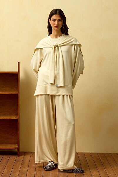 Ceylan Otantik Cream Tie-Up Pants Set