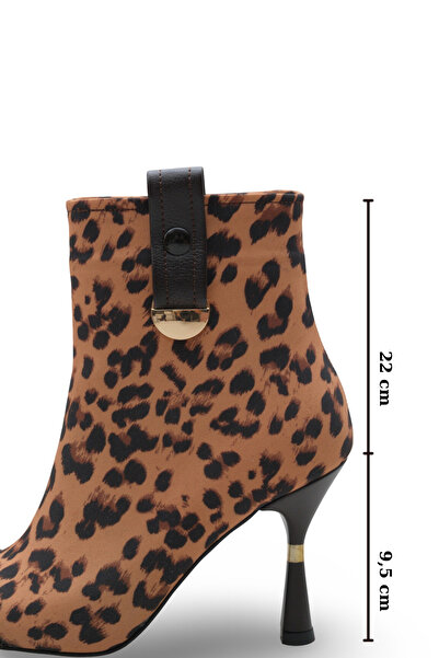 Women Lay-z Women's Leopard Print Pointed Toe Boots Offer a Modern, Stylish Look with a 9.5 cm Slim Heel and Gold Detailing.