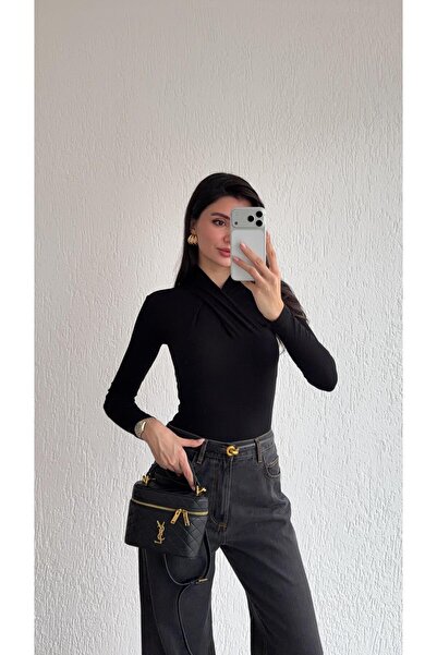 HAZELANNA Collar Detailed Black Blouse