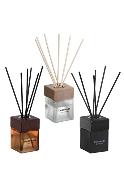 OEM Set of 3 Scented Oils 40 ml – Bottles 5×5×7 cm with 3 Scents (Cedar, Lavender, Wood) – Interio