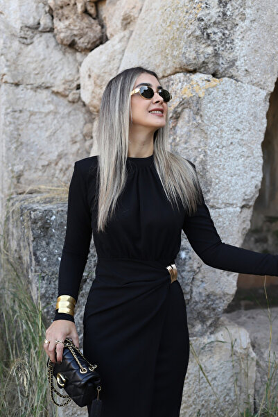 bytugcekaya Black Crew Neck Side Double Buckle Dress