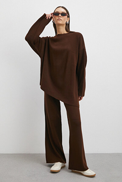 Never more Skirt with Crossed Pants Crew Neck Suit Brown
