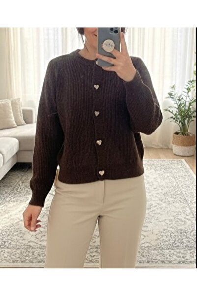 Vaniza Button Detailed Short Standard Size Knitwear Cardigan