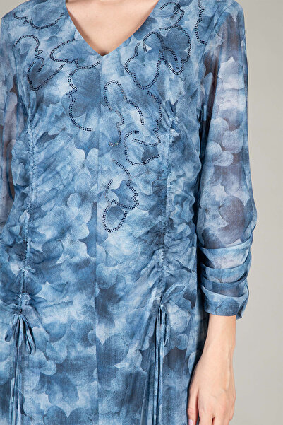 GUMANIZE Women's Round Neck Embroidered Dress