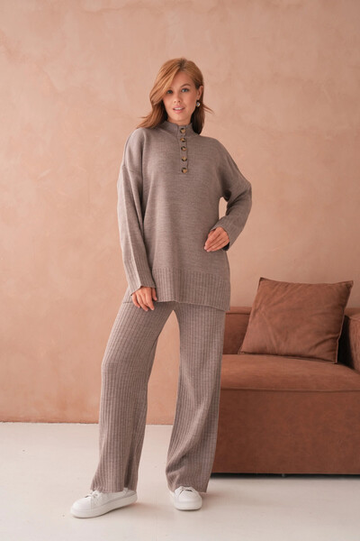 Park Karon Women's Mock Neck Button Detail Slit Casual Sweater Pants Two-Piece Knitwear Set