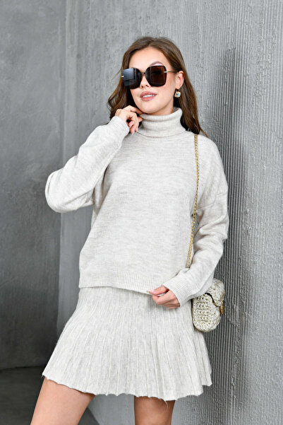 Park Karon Women's Turtleneck Knit Detail Sweater Skirt Two-Piece Knitwear Set