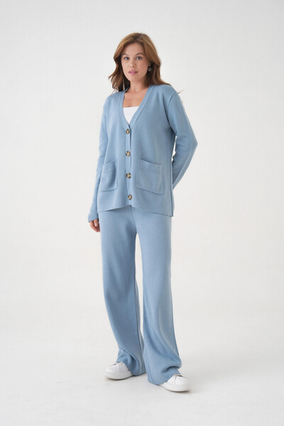 Park Karon Women's V-Neck Pocket Detail Button Closure Oversized Jacket Pants Two-Piece Knitwear Set