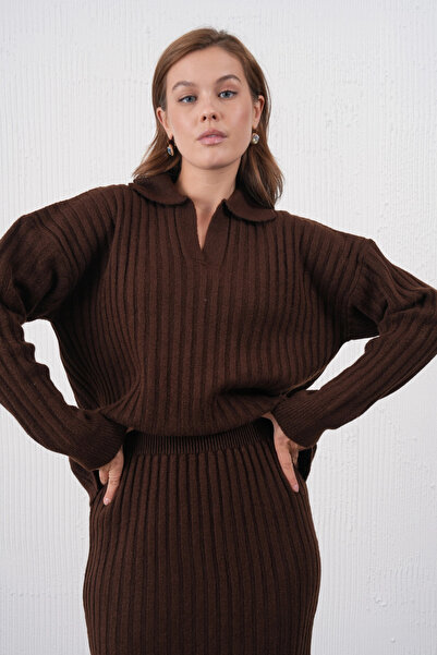 Park Karon Women's Polo Neck Half Placket Knit Detail Sweater Skirt Two-Piece Knitwear Set