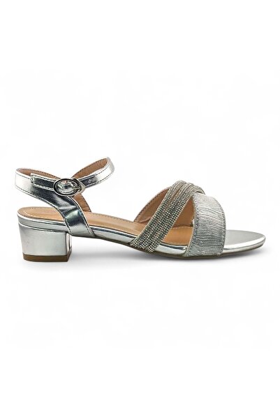 Jasmine صندل فاخر بحزام للكاحل