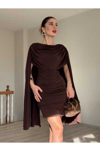 YK FASHION Pelerin Kollu Mini Elbise