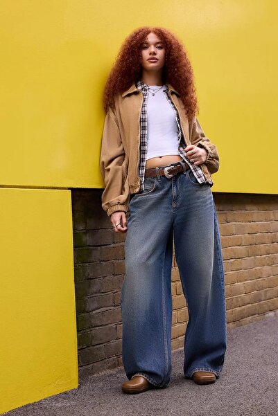 september island Mustard Color Corded Fabric Velvet Oversized Coat