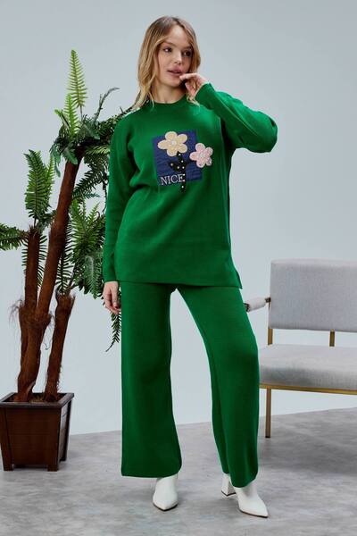 Jinx Wear Fashion Jeans Applique Pearl Detail 2 Piece Acrylic Women's Knitwear Set