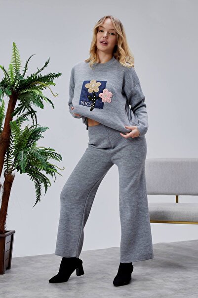 Jinx Wear Fashion Jeans Applique Pearl Detail 2 Piece Acrylic Women's Knitwear Set