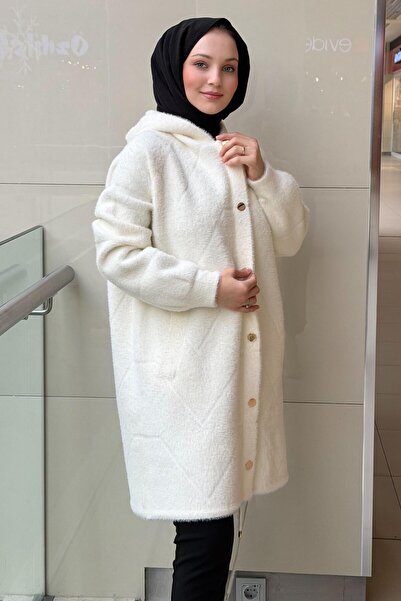 Ghisa Zigzag Patterned Angora Coat with Hooded Snaps