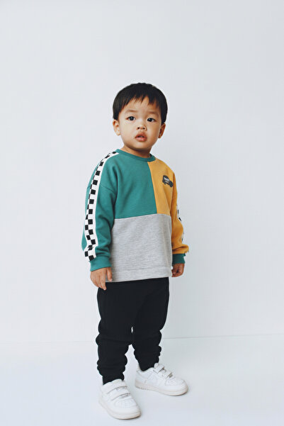 Magu Boys' Cotton Green-Yellow Colorblock Striped Sweatshirt & Black Tracksuit Set