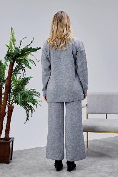 Jinx Wear Fashion Jeans Applique Pearl Detail 2 Piece Acrylic Women's Knitwear Set