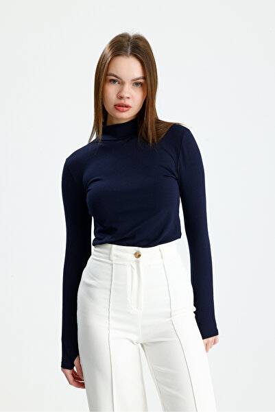 let s shine Half Fisherman's Finger Passing through Body