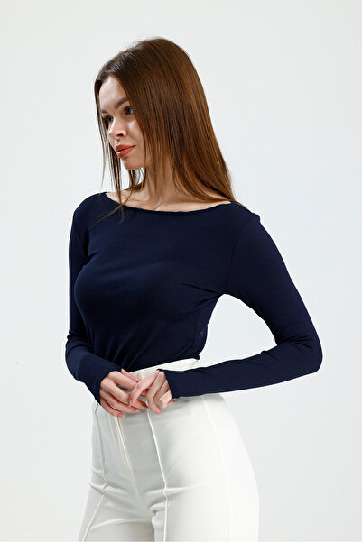 let s shine Kayak Neck Finger Passing Body